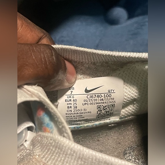 Nike Air VaporMax 2020 Flyknit Vapor Max - Picture 11 of 12